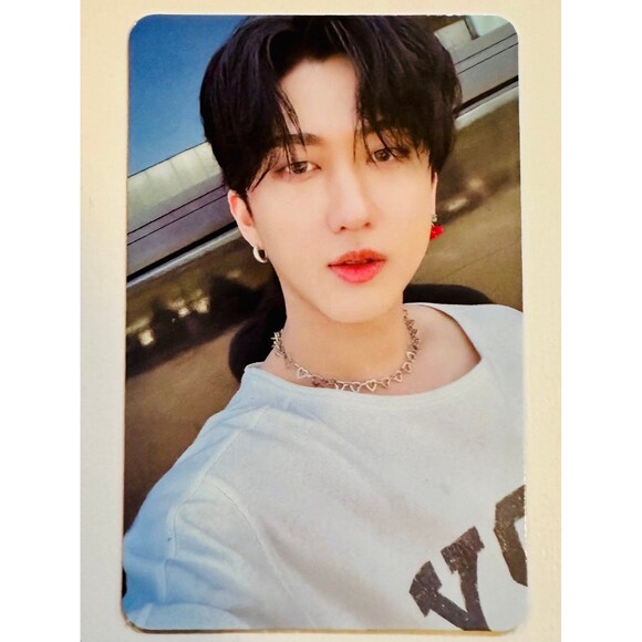 Changbin Photocard - Picture 1 of 2